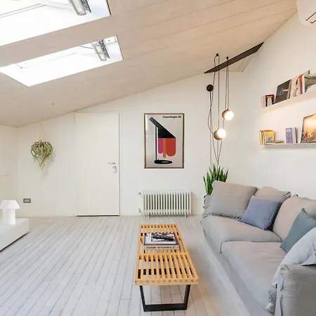 Apartment Splendido Attico Tra I Colli, Centro Storico E Ospedale Rizzoli Bologna