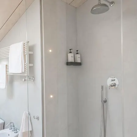Apartment Splendido Attico Tra I Colli, Centro Storico E Ospedale Rizzoli Bologna